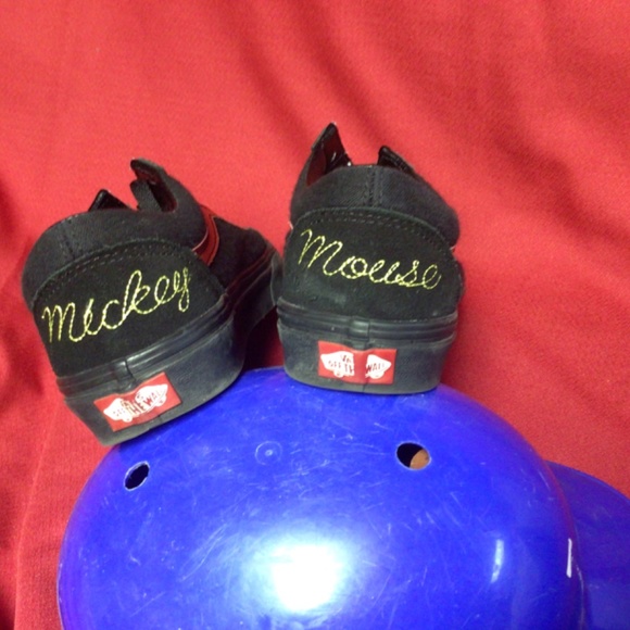 VANS Mickey Mouse shoes - Picture 3 of 5